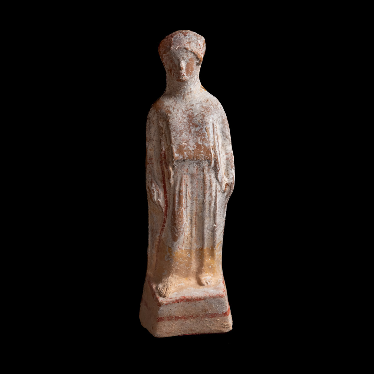 Statuette de Koré  debout ancien numéro 585 à l’arrière thumbnail 4