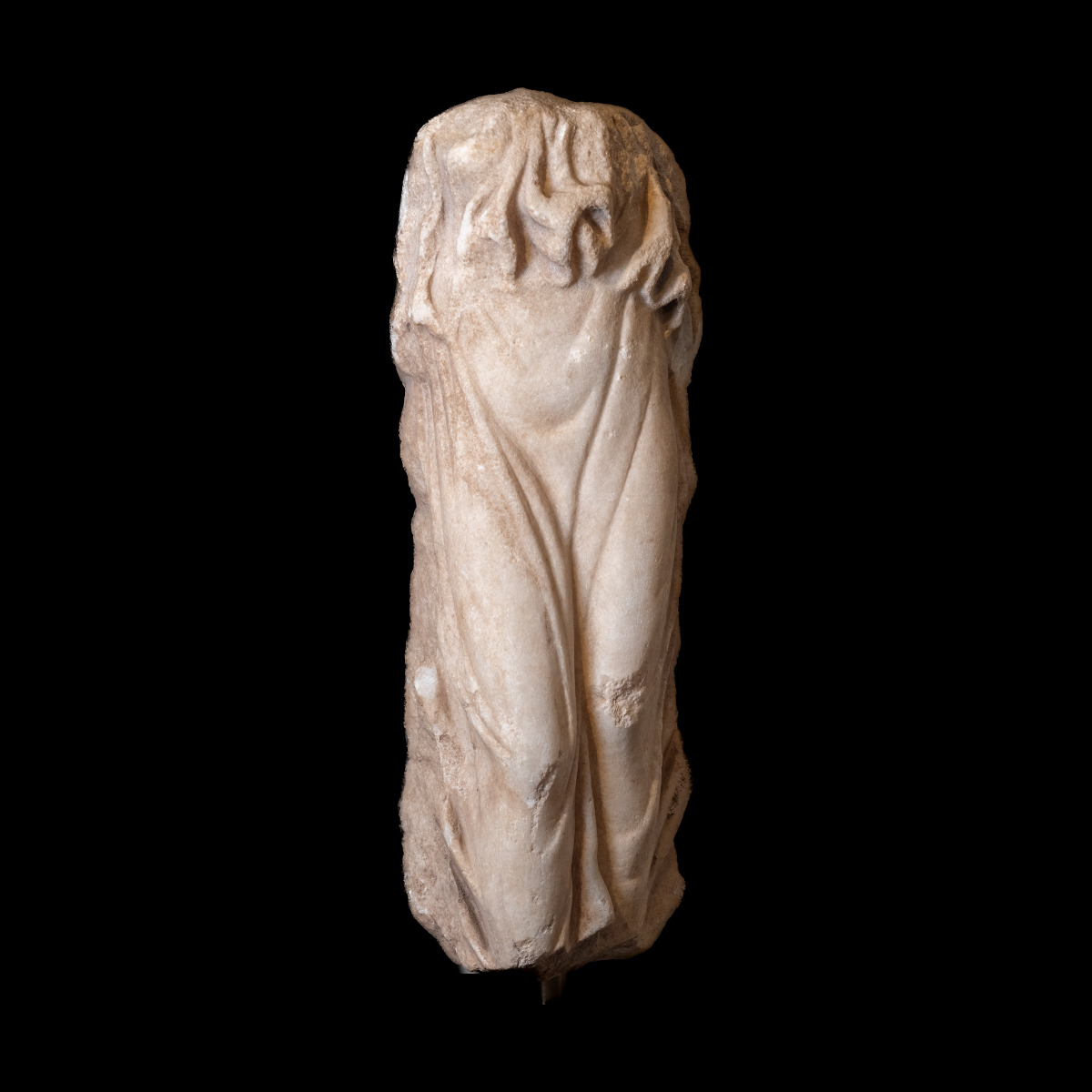 Corps féminin vêtu d'un chiton thumbnail 5