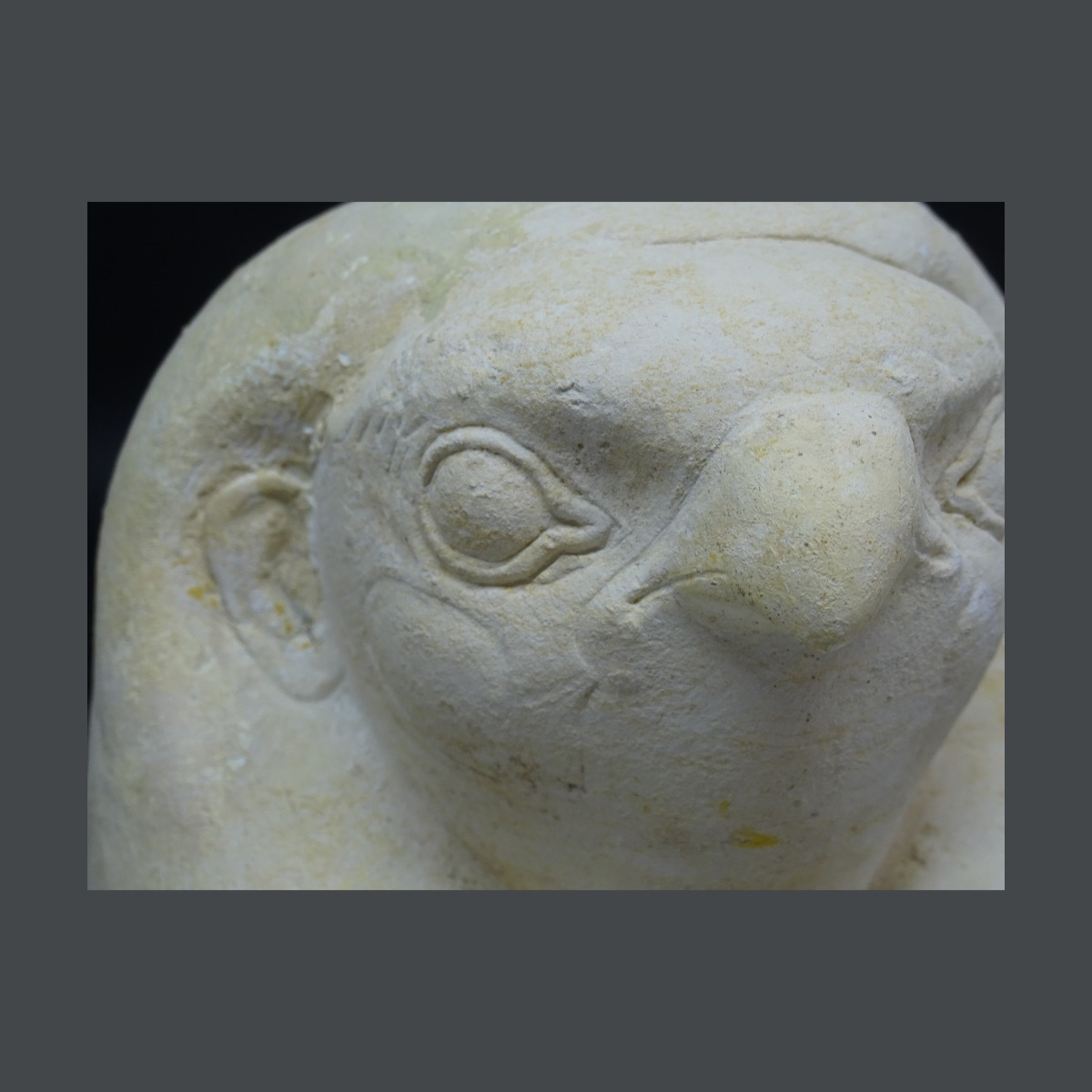 Couvercle de vase canope thumbnail 3