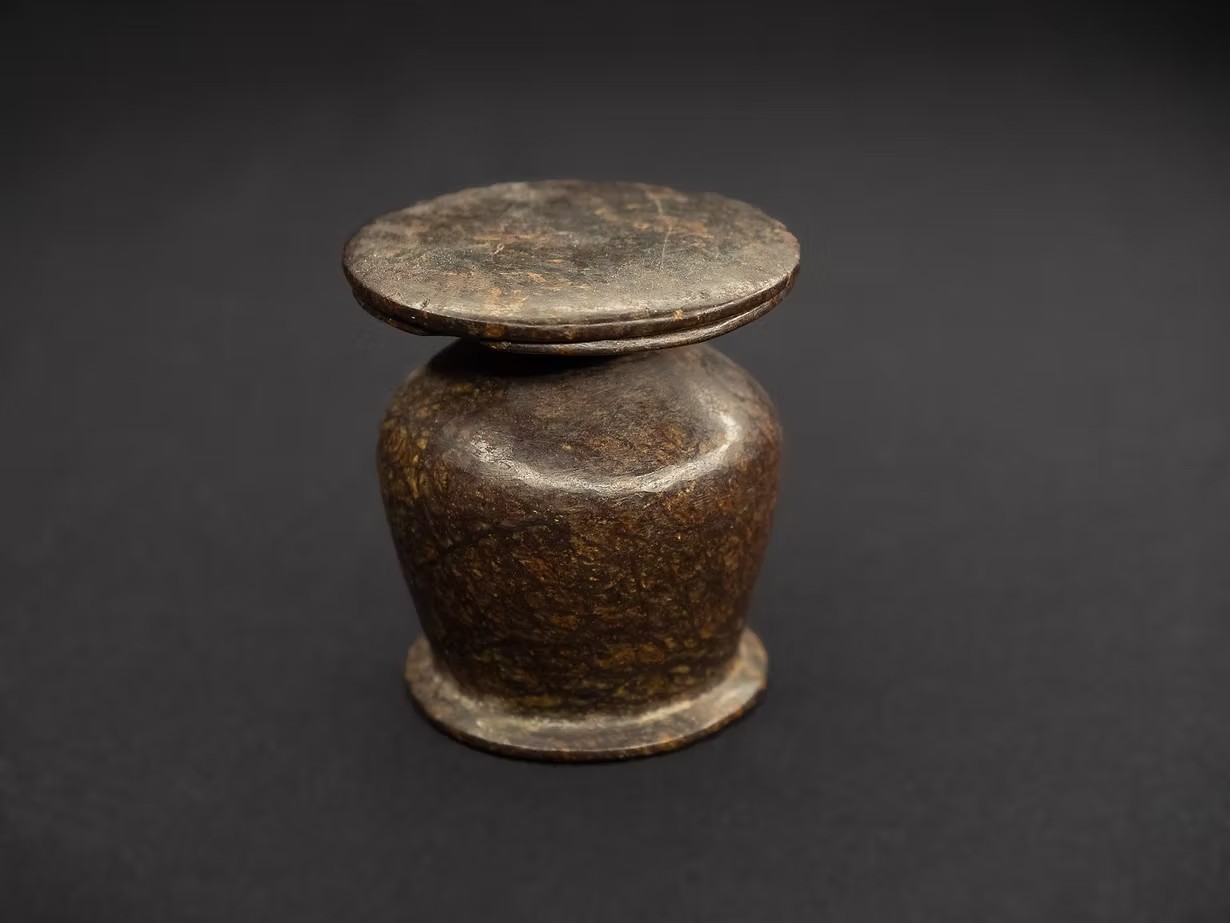 Pot à kohol