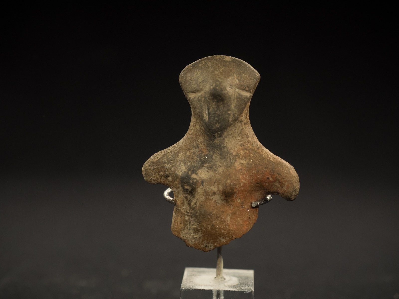 Buste et tête de statuette féminine stylisée vinca thumbnail 2