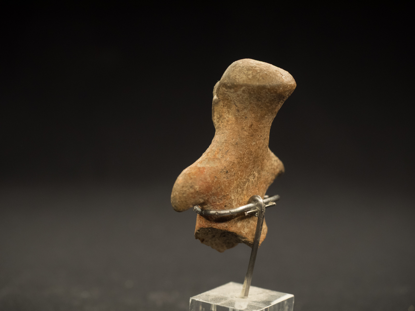 Buste et tête de statuette féminine stylisée vinca thumbnail 4