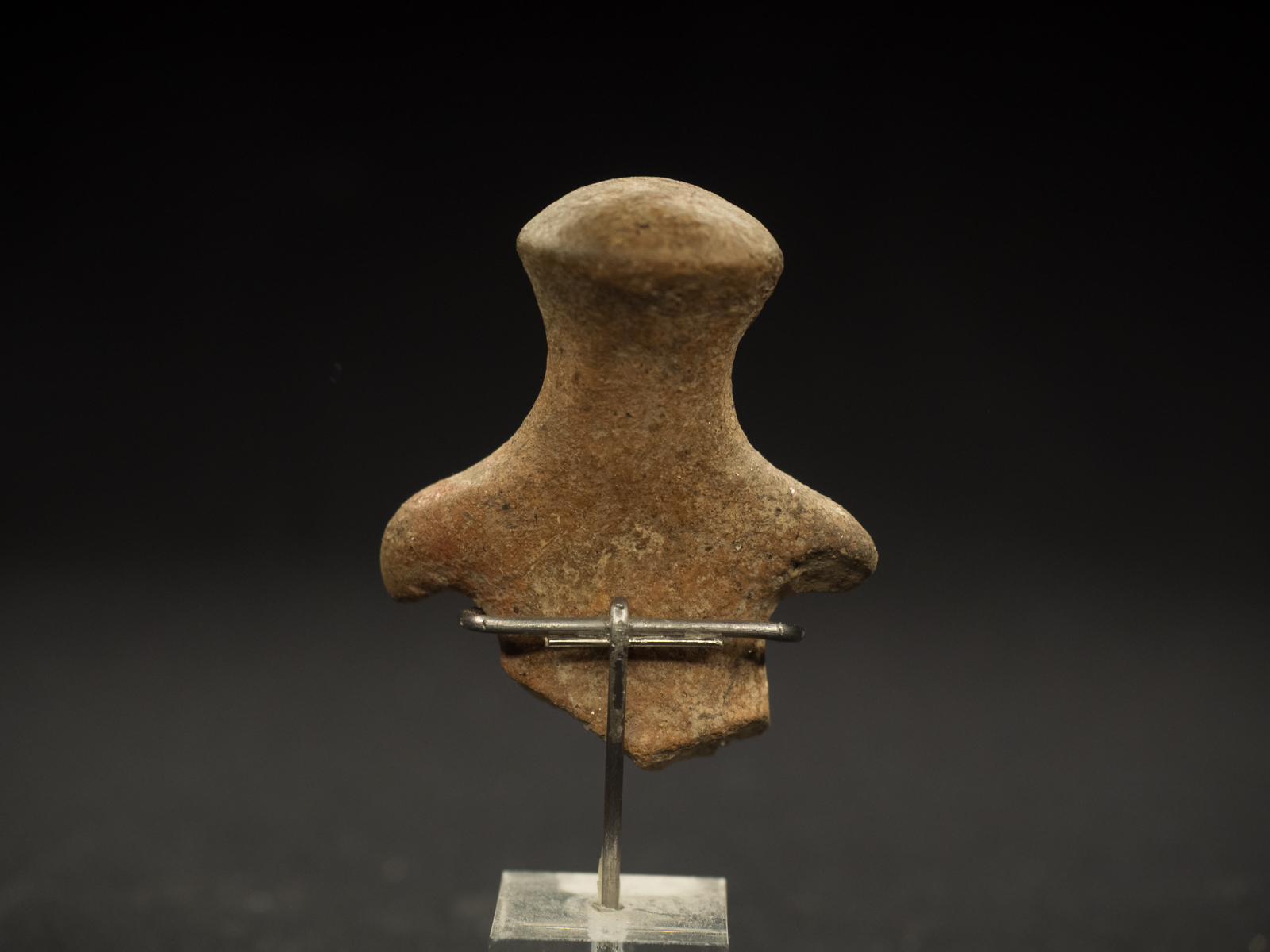 Buste et tête de statuette féminine stylisée vinca thumbnail 5