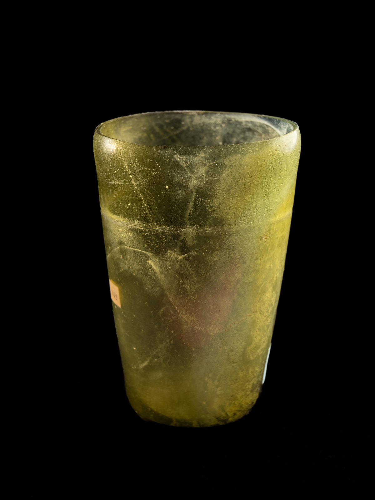 Gobelet tronconique à fond plat et à bande incisée thumbnail 3